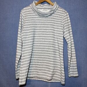 Orvis Perfect Tee Long Sleeve Size S Gray & White Stripe Quilted Turtleneck